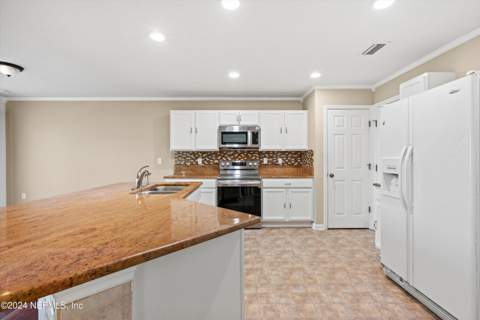 12157 Alexandra Drive, Jacksonville FL - photo 9 of 27