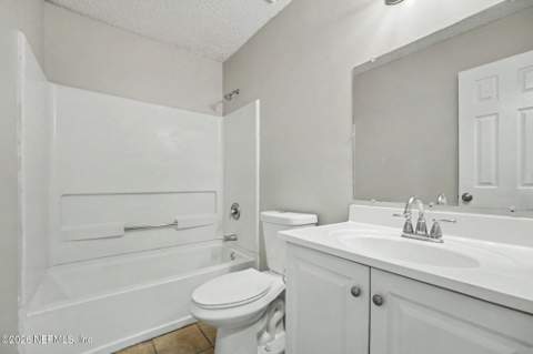 2370 Blossom Ridge Drive, Jacksonville FL - photo 14 of 15