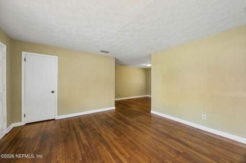 2457 Broward Road, Jacksonville FL - photo 8 of 35