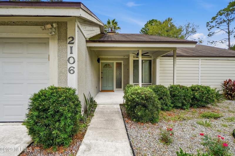3 bedroom Single Family Residence at 2106 Indian Springs Drive, Indian Springs, Jacksonville — photo 2