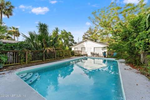 821 Bunker Hill Boulevard, home for sale on Bunker Hill Boulevard