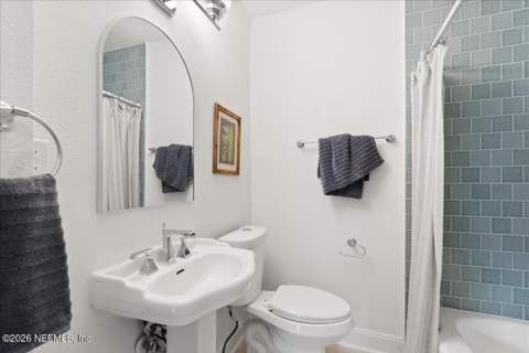 5541 Milmar Drive, Jacksonville FL - photo 10 of 12