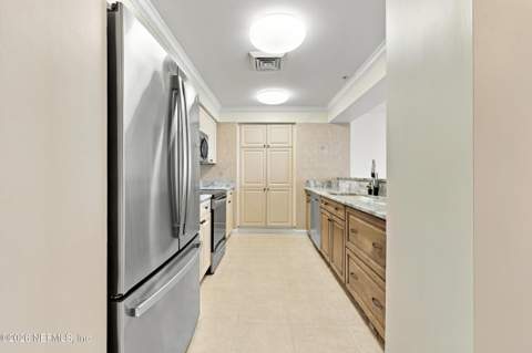 1415 1st Street #202, Jacksonville Beach FL - photo 16 of 58