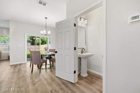 4567 Attleboro Street, Jacksonville FL - photo 18 of 43