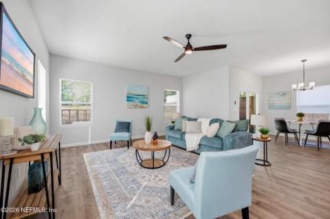 4561 Attleboro Street, Jacksonville FL - photo 6 of 39