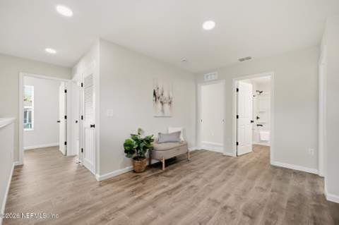 4561 Attleboro Street, Jacksonville FL - photo 16 of 39