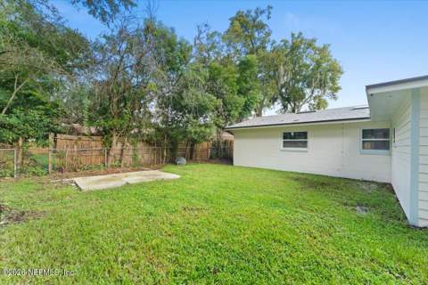 5316 Robert Scott Dr S Drive, Jacksonville FL - photo 22 of 23