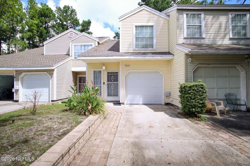 2 bedroom Single Family Residence at 9806 Moorings Drive, The Moorings, Jacksonville — photo 1