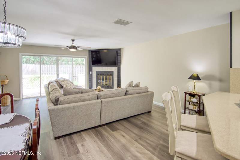 2 bedroom Single Family Residence at 9806 Moorings Drive, The Moorings, Jacksonville — photo 5