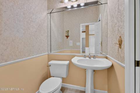 501 Chipley Place, Jacksonville FL - photo 13 of 101