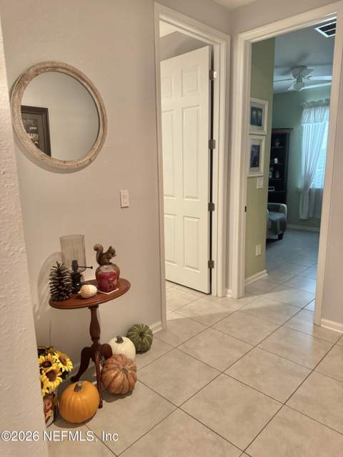 6368 Thatcher Lane, Jacksonville FL - photo 6 of 29