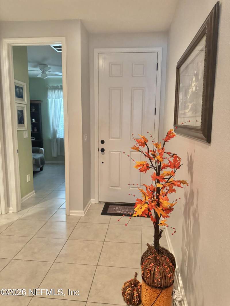 3 bedroom Single Family Residence at 6368 Thatcher Lane, Crown Point, Jacksonville — photo 5