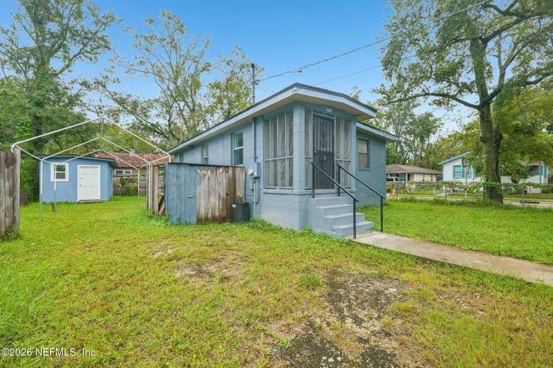 2 bedroom Single Family Residence at 843 Line Street, Paxon, Jacksonville — photo 1