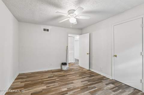 843 Line Street, Jacksonville FL - photo 24 of 33
