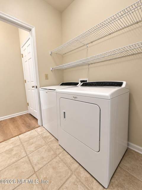10901 Burnt Mill Road #902, Jacksonville FL - photo 17 of 22