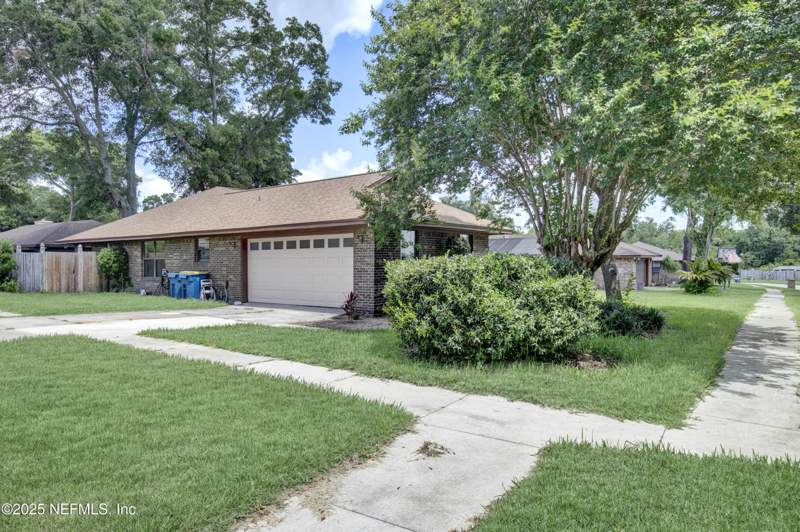 3 bedroom Single Family Residence at 2210 Broad Water Drive, River Cove, Jacksonville — photo 3