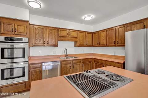 2210 Broad Water Drive, Jacksonville FL - photo 13 of 34