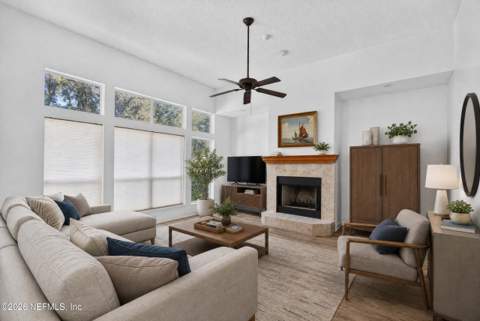 965 Lawhon Drive, Jacksonville FL - photo 9 of 31