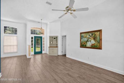 965 Lawhon Drive, Jacksonville FL - photo 6 of 31