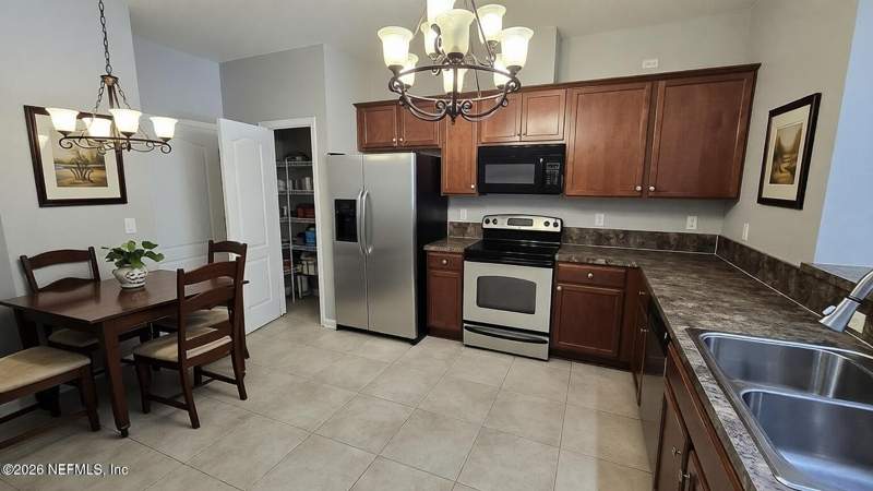 3 bedroom Townhouse at 3706 Hartsfield Forest Circle, Hillcrest, Jacksonville — photo 3