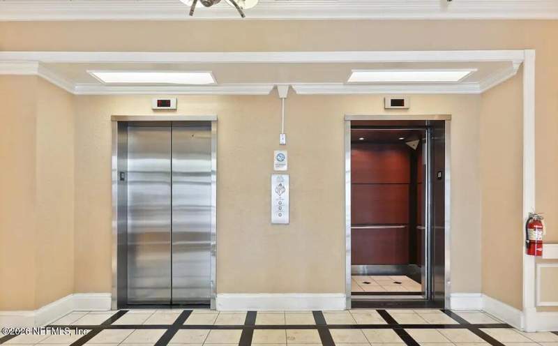 1 bedroom Condominium at 311 W Ashley Street #1206, Residences At City Place, Jacksonville — photo 2