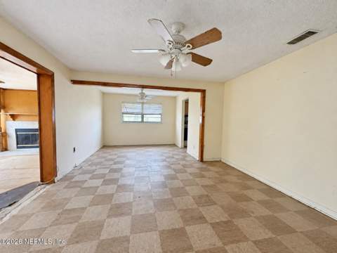 10933 Luana Drive, Jacksonville FL - photo 13 of 29