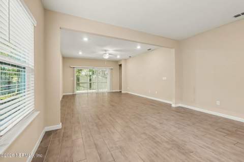 2381 Carters Paddock Road, Jacksonville FL - photo 7 of 36