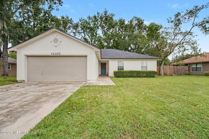 3 bedroom Single Family Residence at 11337 Salt Pond Drive, Rolling River Estates, Jacksonville — photo 1