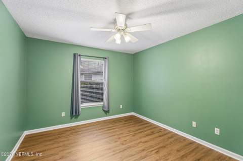 1048 Buttercup Drive, Jacksonville FL - photo 16 of 78