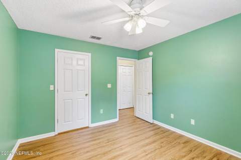 1048 Buttercup Drive, Jacksonville FL - photo 17 of 78