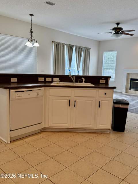 13012 Notre Dame Lane, Jacksonville FL - photo 6 of 21