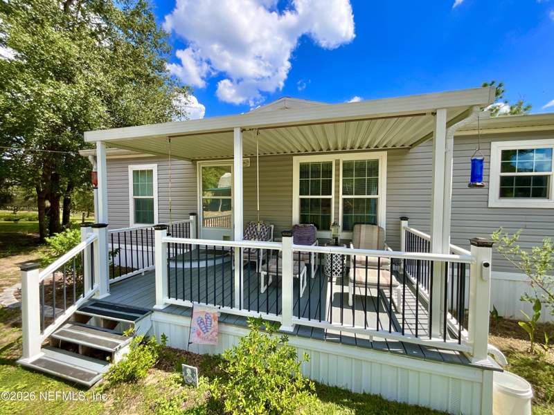 3 bedroom Manufactured Home at 104 Silver Dollar Drive, Melrose Landing, Hawthorne — photo 3