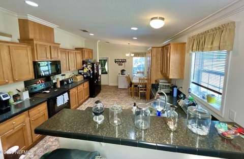 104 Silver Dollar Drive, Hawthorne FL - photo 10 of 34