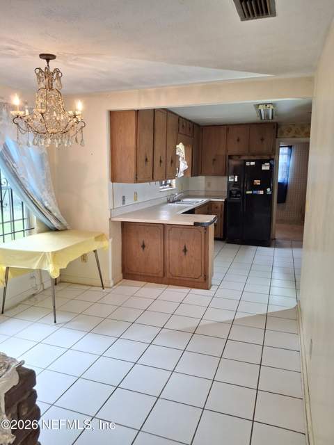 2138 Ribault Scenic Drive, Jacksonville FL - photo 8 of 19