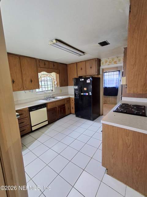 2138 Ribault Scenic Drive, Jacksonville FL - photo 10 of 19