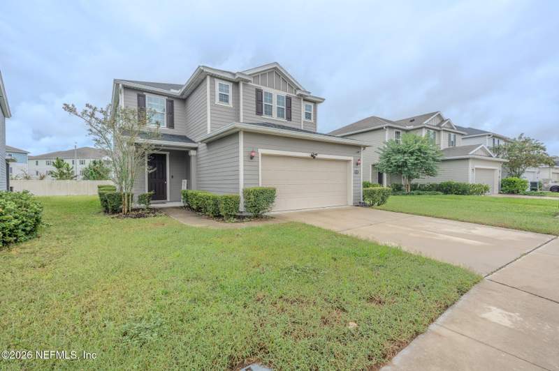 4 bedroom Single Family Residence at 8270 Guild Way, Meadows At Oakleaf, Jacksonville — photo 2
