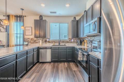 8270 Guild Way, Jacksonville FL - photo 11 of 29