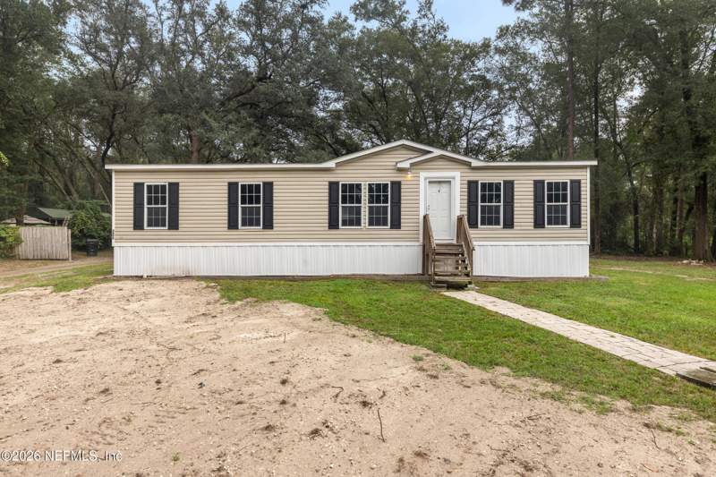 4 bedroom Mobile Home at 2696 Primrose Circle, Black Creek Park, Middleburg — photo 2