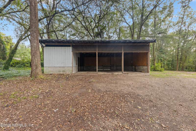 4 bedroom Mobile Home at 2696 Primrose Circle, Black Creek Park, Middleburg — photo 5