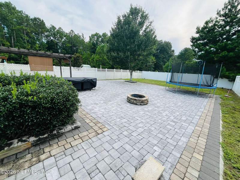 4 bedroom Single Family Residence at 817 Sunny Stroll Drive, Kindle Wood, Middleburg — photo 3