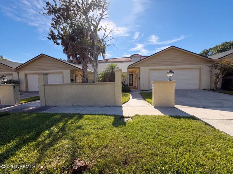2 bedroom Townhouse at 204 Gerado Street, Davis Shores, St. Augustine — photo 2