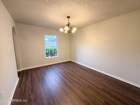 8215 Foxdale Drive, Jacksonville FL - photo 12 of 32