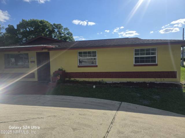 7772 LAKE PARK Drive, home for sale in Jacksonville