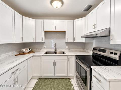 1122 W Pratt Street, Starke FL - photo 6 of 11