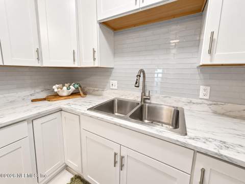 1122 W Pratt Street, Starke FL - photo 7 of 11