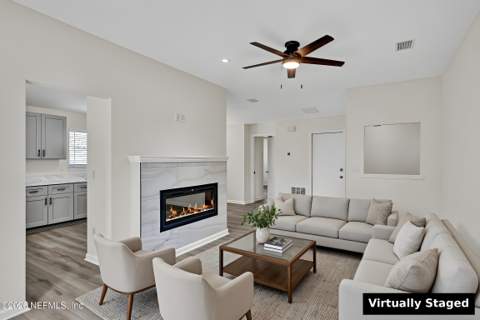 12348 Mastin Cove Road, Jacksonville FL - photo 10 of 36