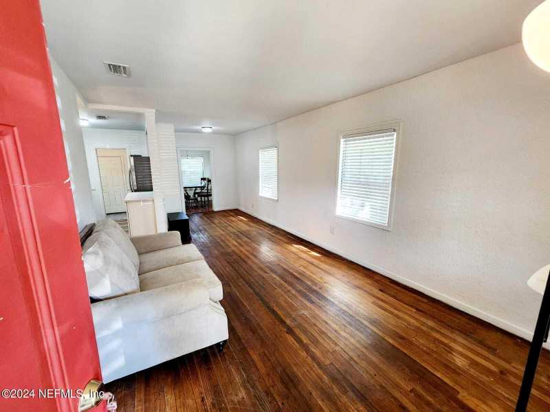 3 bedroom Single Family Residence at 1823 E 25th Street, Long Branch, Jacksonville — photo 1