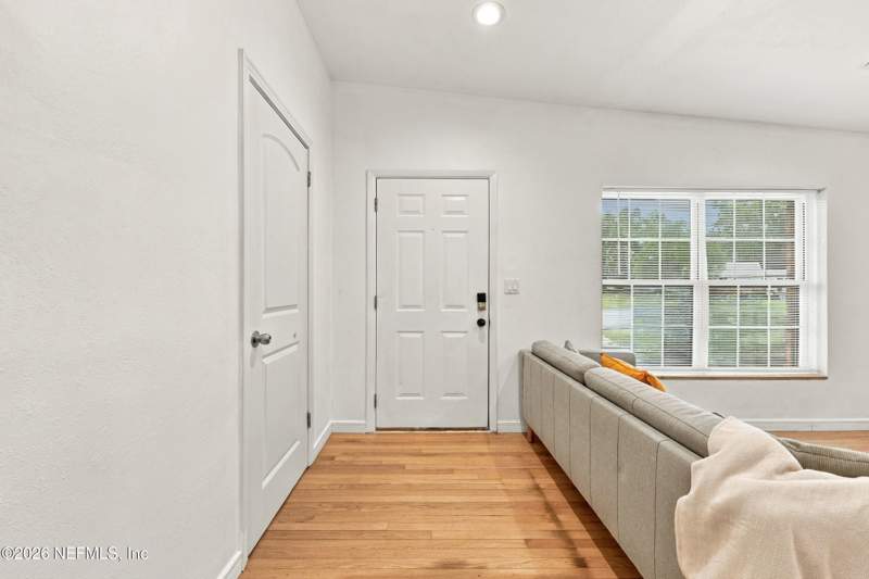 3 bedroom Single Family Residence at 2445 Community Road, Bal-mar Woods, Jacksonville — photo 4