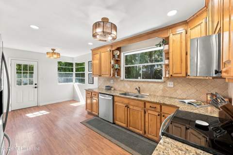 1244 Glengarry Road, Jacksonville FL - photo 16 of 48