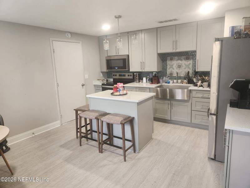 3 bedroom Single Family Residence at 2471 Fernside Road, Alden Trace, Jacksonville — photo 2